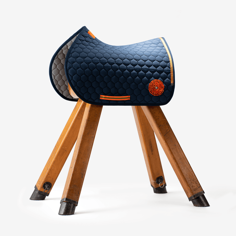 Saddle Pad Jumping in Blue with attachable Patches